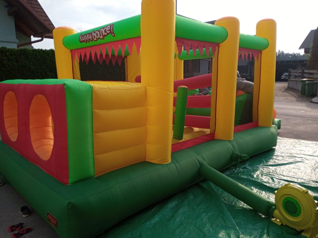 napihljivo_igralo_tabaluga